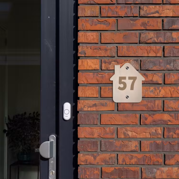 Naambordje voordeur - Huisjesvorm - Beige reliëf lijnen - Traditioneel — 3