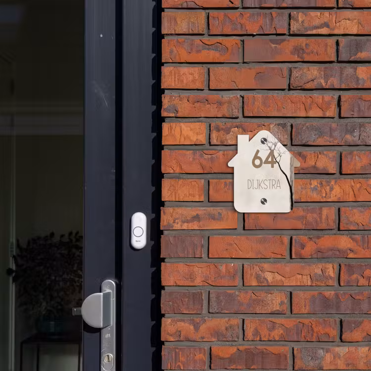 Naambordje voordeur - Huisjesvorm - Boomsilhouet beige achtergrond - Modern — 3