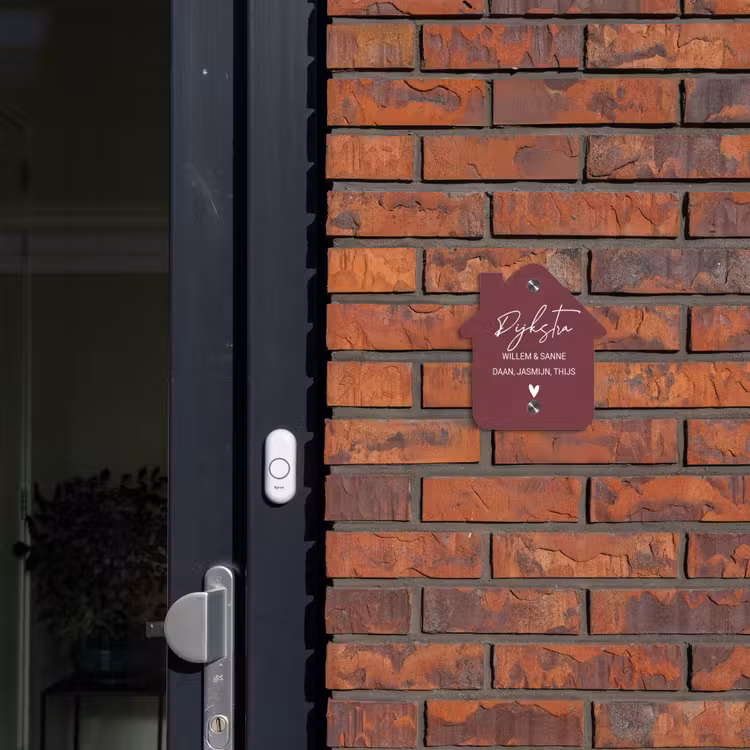 Naambordje voordeur - Huisjesvorm - Bordeauxrood - Sierlijk — 3