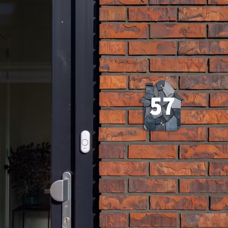 Naambordje voordeur - Huisjesvorm - Donkergrijze stenen - Traditioneel — 3