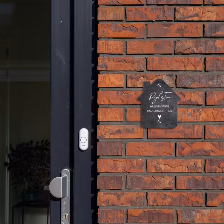Naambordje voordeur - Huisjesvorm - Donker steen - Sierlijk — 3