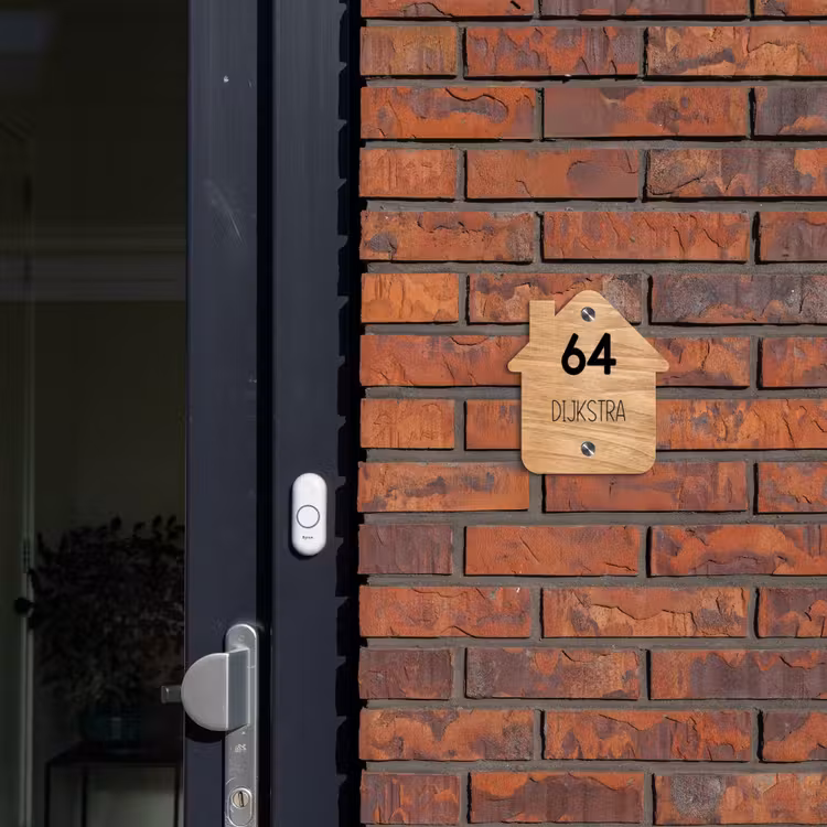 Naambordje voordeur - Huisjesvorm - Licht hout - Modern — 3