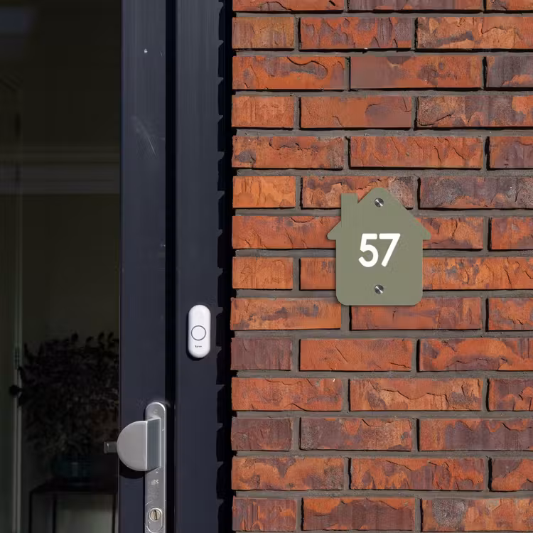 Naambordje voordeur - Huisjesvorm - Olijfgroen - Traditioneel — 3