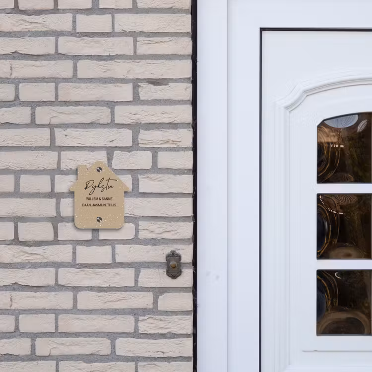 Naambordje voordeur - Huisjesvorm - Beige met stippen - Sierlijk — 2