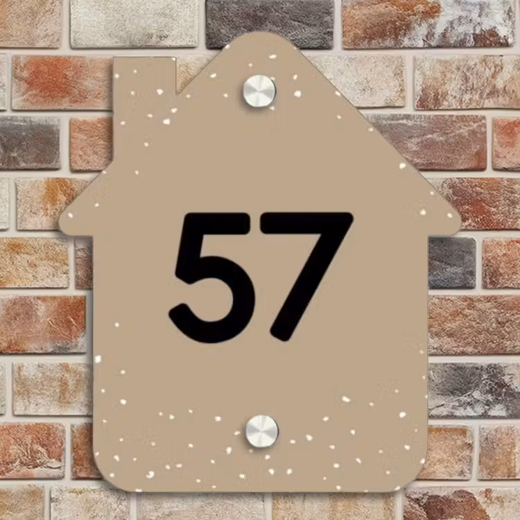 Naambordje voordeur - Huisjesvorm - Beige met stippen - Traditioneel — 4