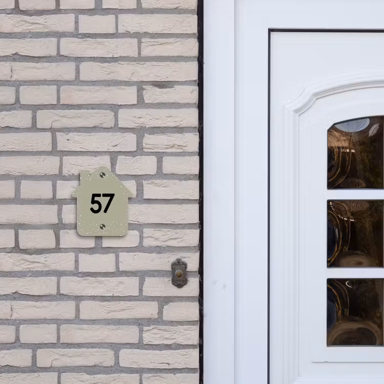 Naambordje voordeur - Huisjesvorm - Olijfgroen met stippen - Traditioneel — 2