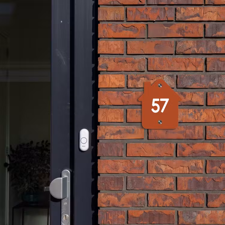 Naambordje voordeur - Huisjesvorm - Roestbruin - Traditioneel — 3