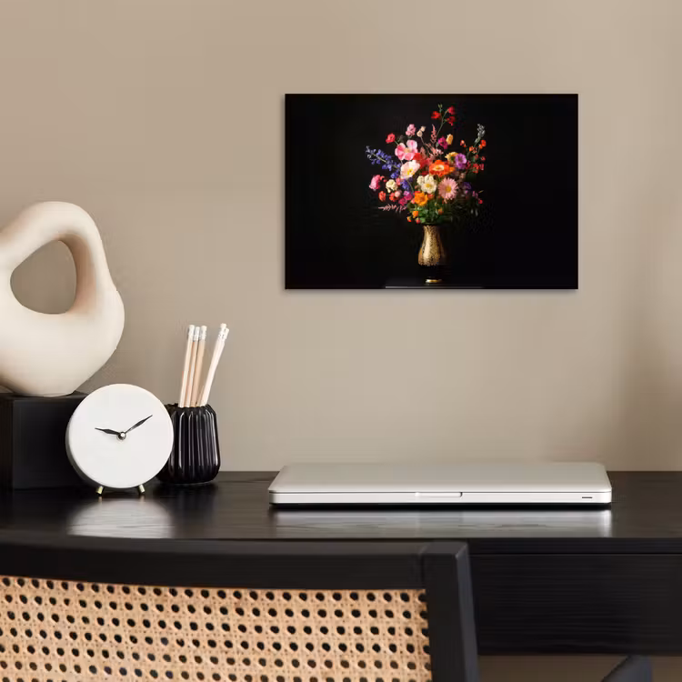 Poster – Boeket Bloemen in Gouden Vaas — 2