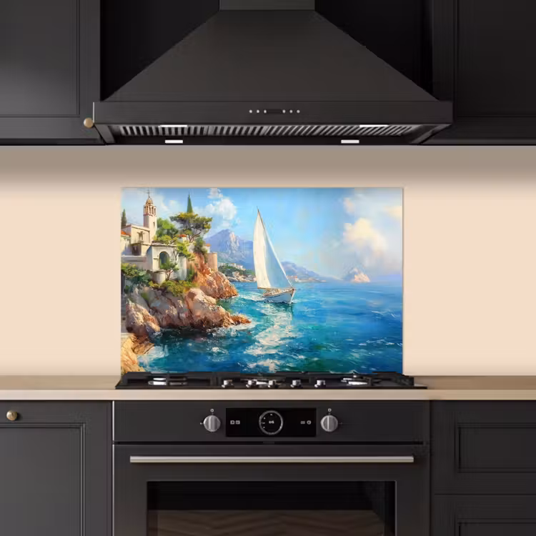 Spatscherm keuken - Zeilboot - Rotsen - Kust - Huizen — 2