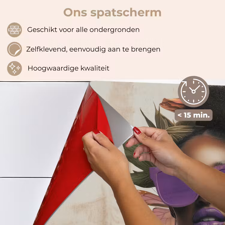 Spatscherm keuken - Vrouw - Zonnebril - Vlinder - Bloemen — 4