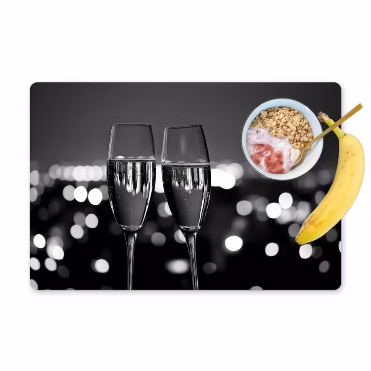 Placemat - 6 stuks - Bubbels - Proosten - Champagneglazen - Stadslichten — 1