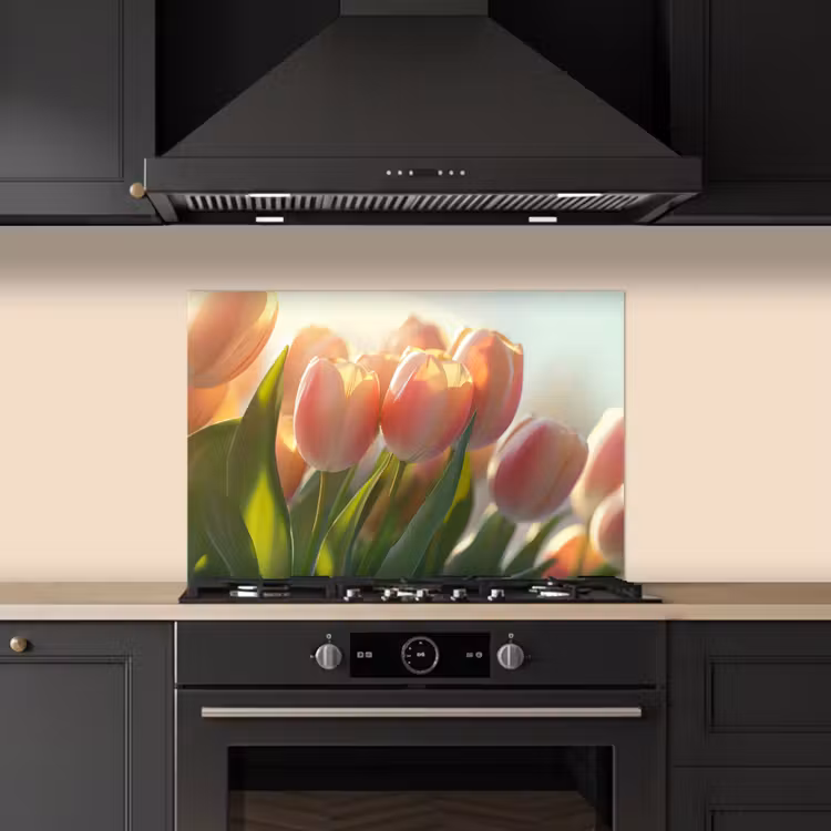 Spatscherm keuken - Tulpen - Roze - Zonnestralen — 2