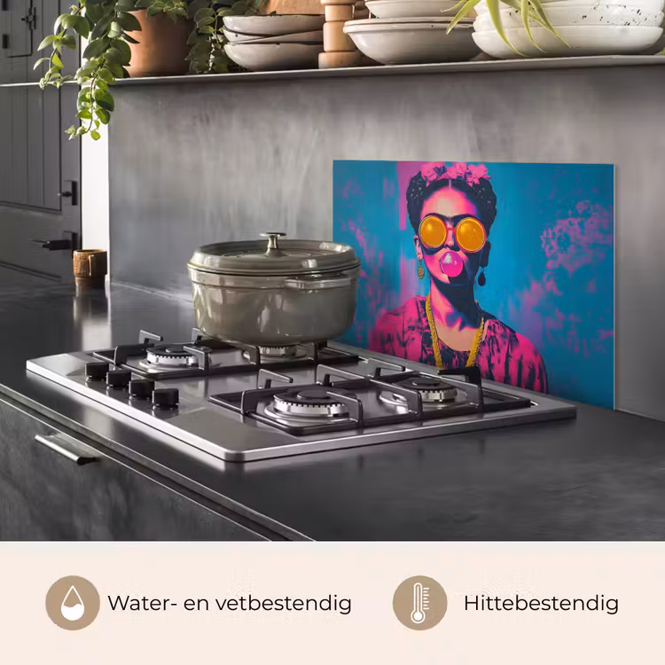 Spatscherm keuken - Vrouw - Kauwgom - Zonnebril - Oranje — 7