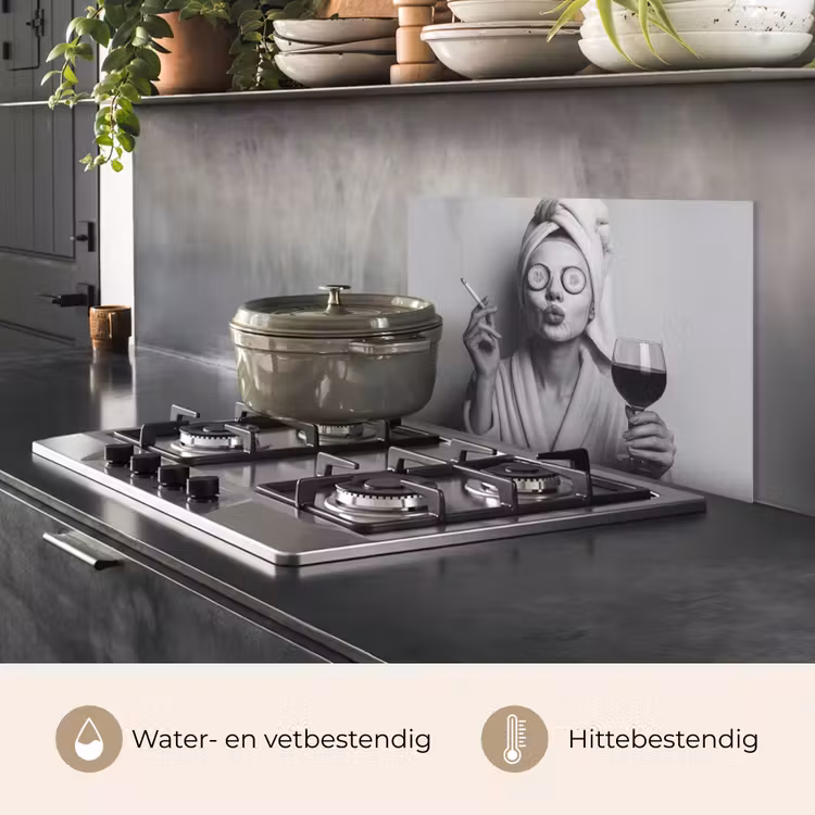 Spatscherm keuken - Vrouw - Masker - Wijn - Sigaret — 7