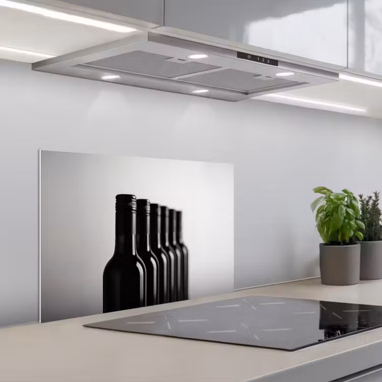 Spatscherm keuken - Wijnflessen - Zwart - Minimalistisch — 5