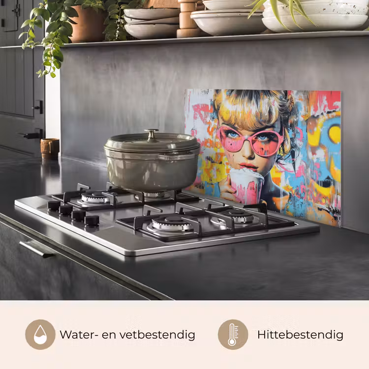 Spatscherm keuken - Expressief - Milkshake - Vrouw - Felle kleuren — 7