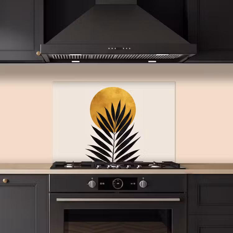Spatscherm keuken - Zwart palmblad - Gouden cirkel - Beige achtergrond — 2