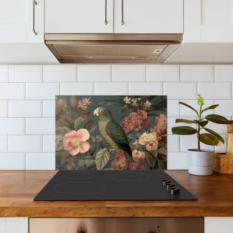 Spatscherm keuken - Groene papegaai - Kleurrijke bloemen - Donkere achtergrond — 6
