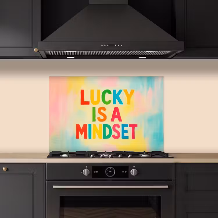 Spatscherm keuken - Quote - Lucky - Regenboogkleuren — 2