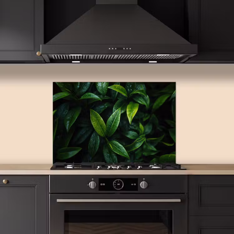 Spatscherm keuken - Bladeren - Regendruppels - Licht - Groen — 2
