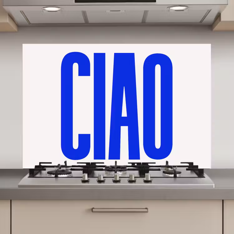 Spatscherm keuken - Ciao - Hoofdletters - Blauw - Minimalistisch — 1