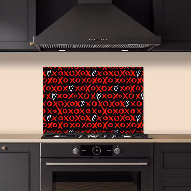 Spatscherm keuken - Zwart - Rood - Contrast - Liefde — 1