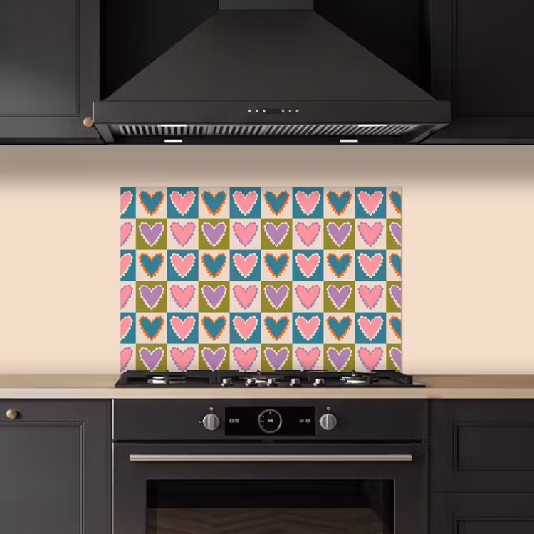 Spatscherm keuken - Retro - Kleuren - Patroon - Hartjes — 1