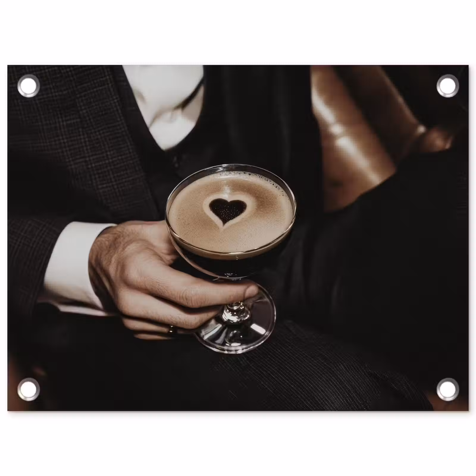 Tuinposter - Hartje - Cocktail - Espresso Martini - Hand — 1