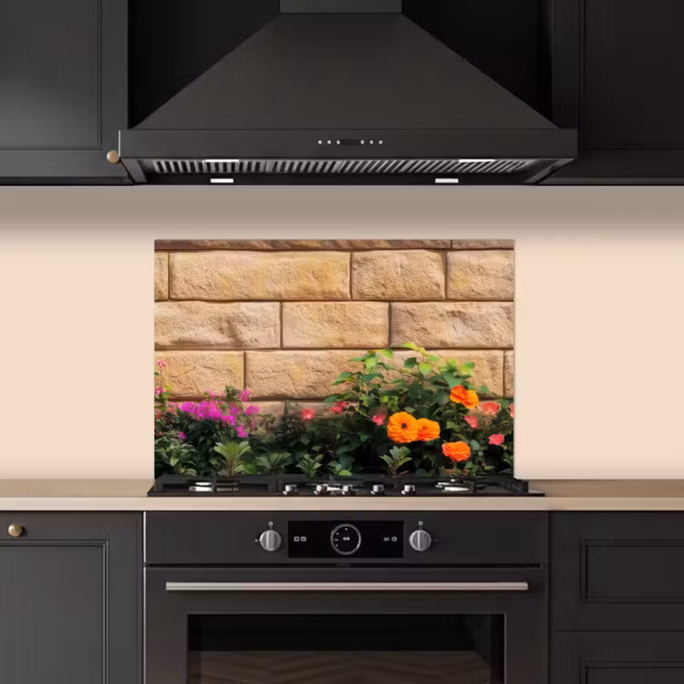 Spatscherm keuken - Bloemen - Bakstenen - Kleurrijk — 1