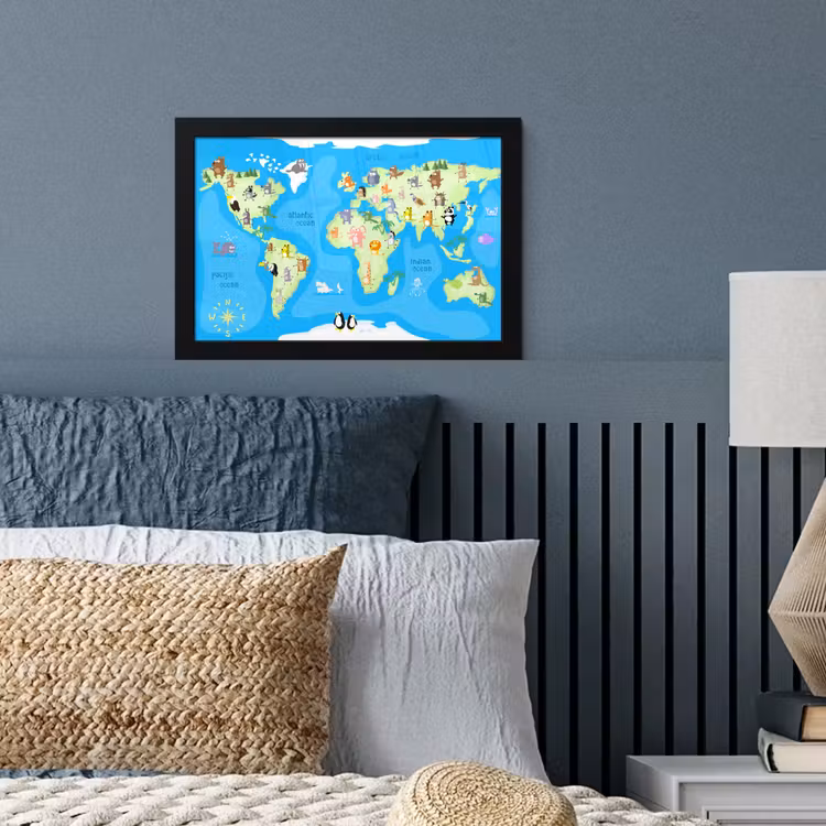 Poster met lijst - Wereldkaart - Kind - Dieren - Blauw - Jongens - Meisjes — 3