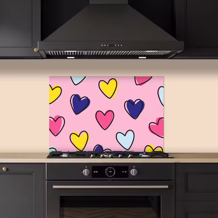 Spatscherm keuken - Hartjes - Valentijn - Patroon - Kleurrijk — 2