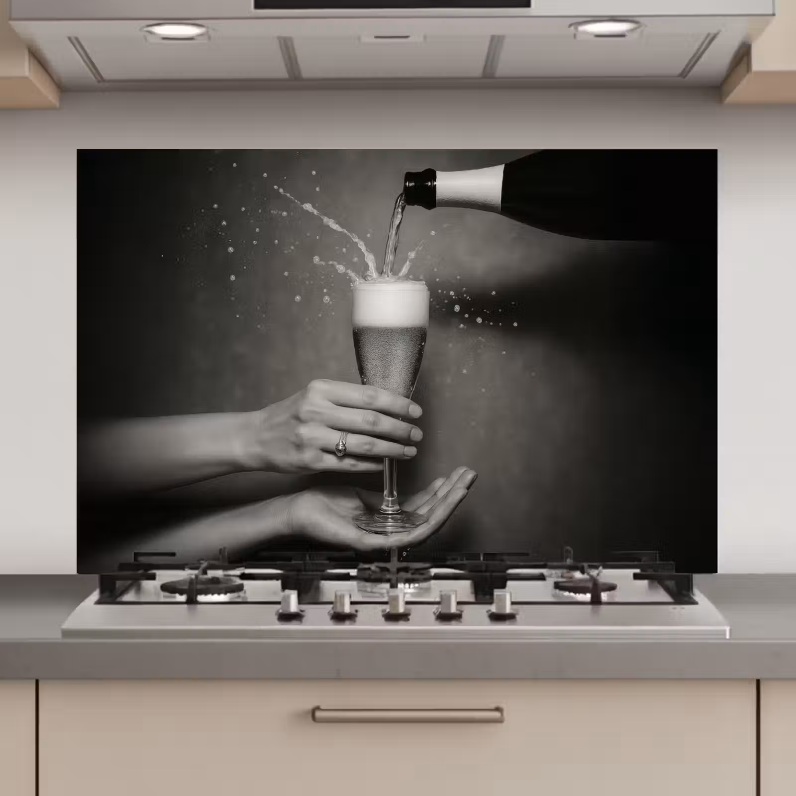Spatscherm keuken - Champagnefles - Glas - Minimalistisch - Spetters — 1
