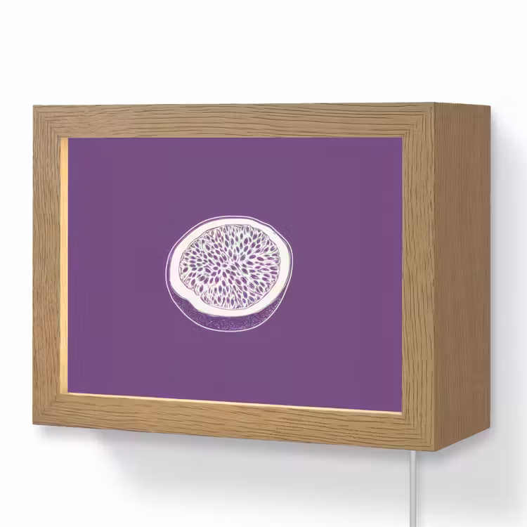 Lightbox - Wandlamp - Passievrucht - Zaadjes - Paars - Minimalistisch — 1