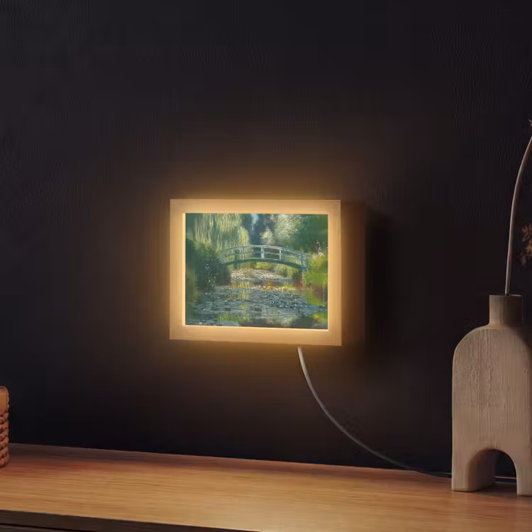 Lightbox - Wandlamp - Brug - Hout - Vijver - Waterlelies — 2
