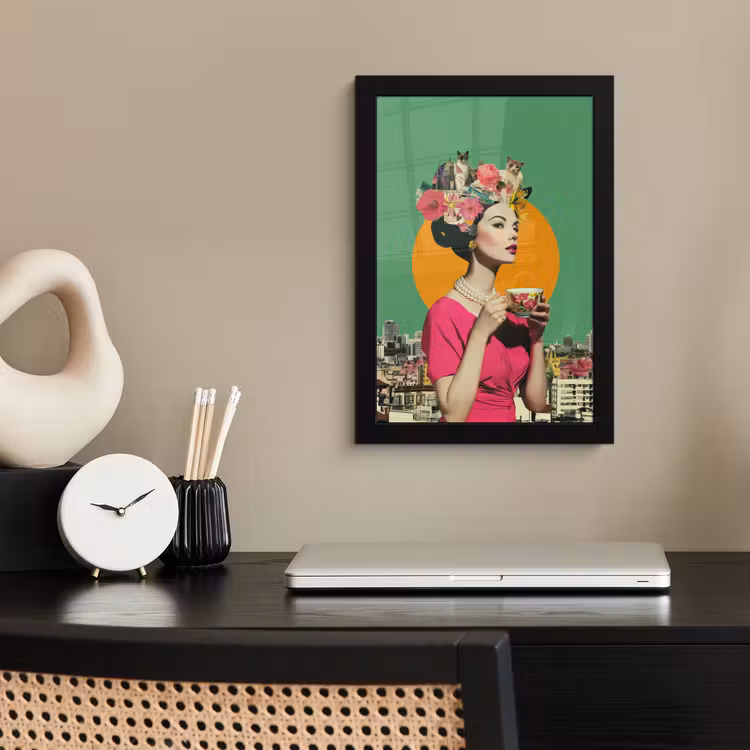 Poster met lijst - Vrouw met Theekopje Collage — 2