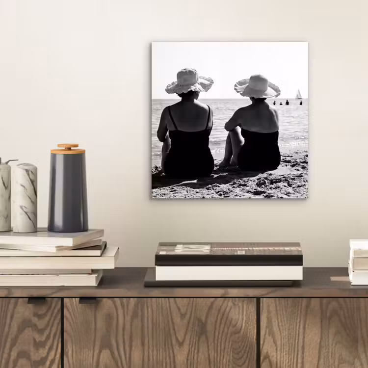 Aluminium schilderij - Vrouwen - Zonnehoed - Strand - Zwart - Wit — 2