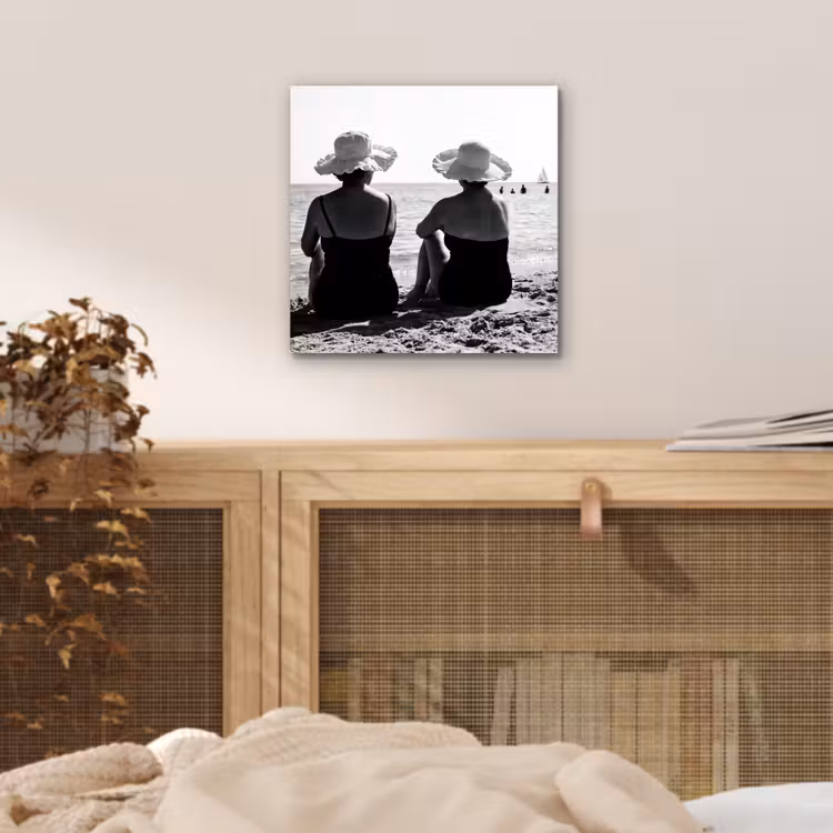 Aluminium schilderij - Vrouwen - Zonnehoed - Strand - Zwart - Wit — 4