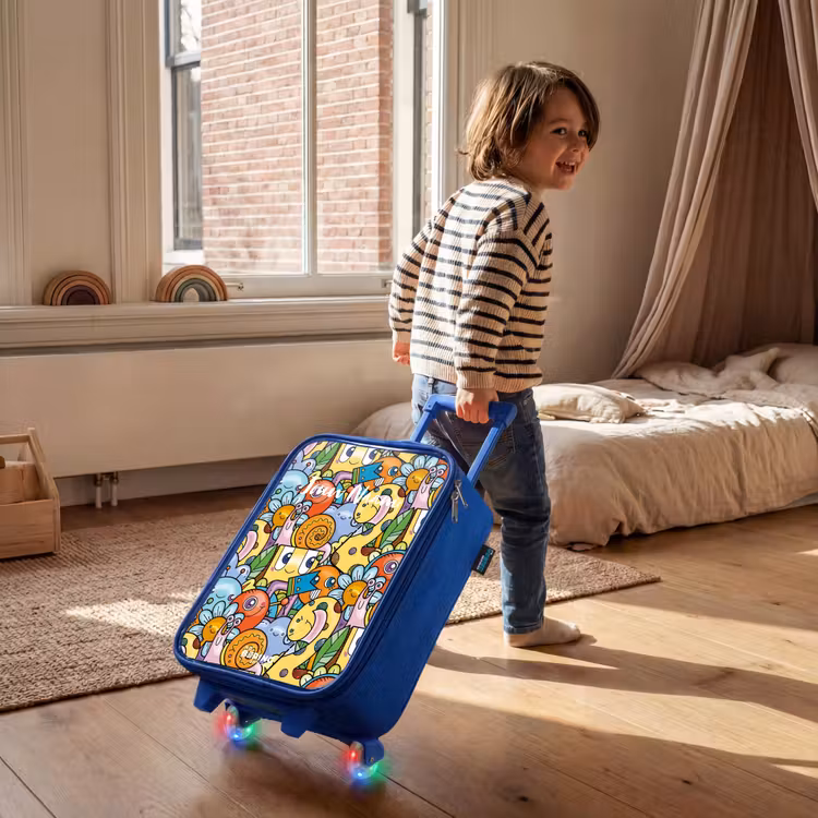 Kinderkoffer - Blauw - Cartoon van verschillende wezens en gezichten — 3