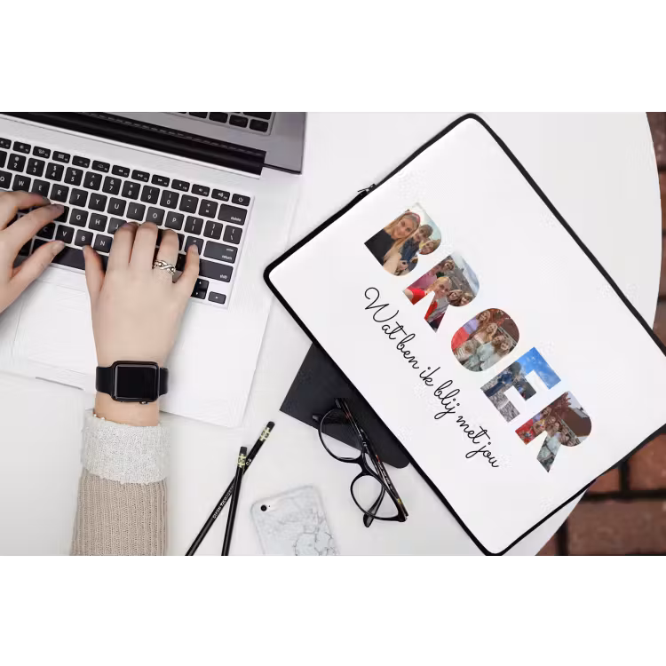 Gepersonaliseerde laptophoes - Broer - Lettercollage — 3