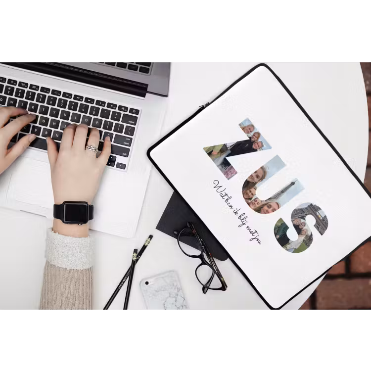 Gepersonaliseerde laptophoes - Zus - Lettercollage — 3