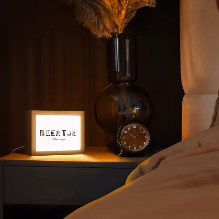 Gepersonaliseerde Lightbox - Beertje - Lettercollage — 2