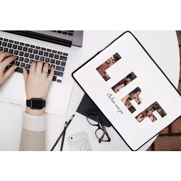 Gepersonaliseerde laptophoes - Lief - Lettercollage — 3