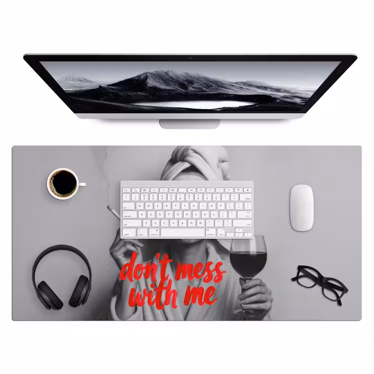 Bureau onderlegger - Don't mess with me vrouw gezichtsmasker — 4