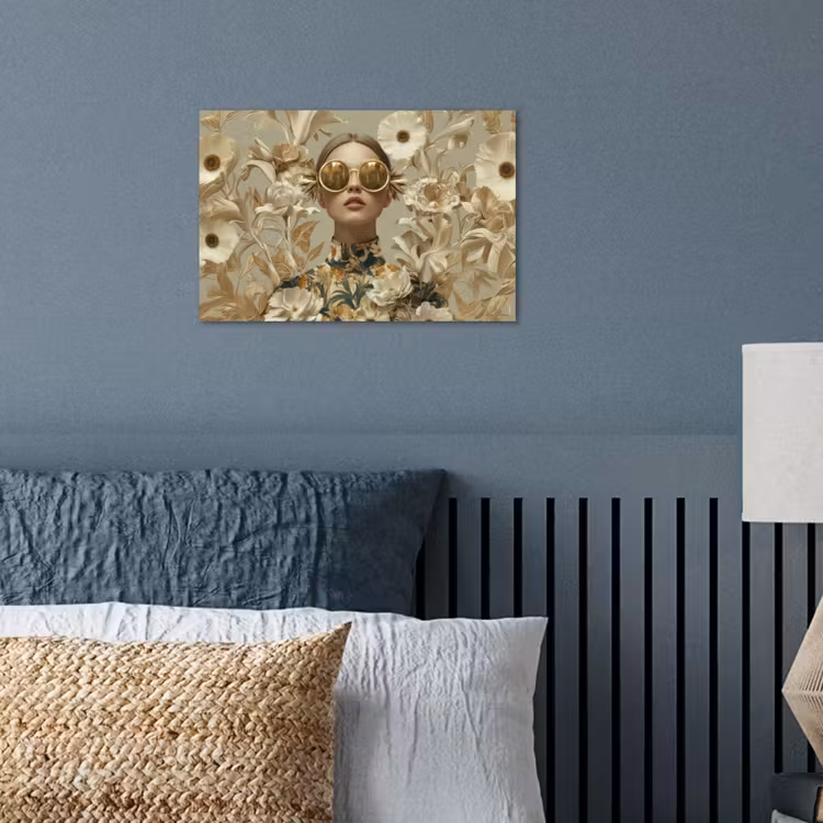 Poster - Vrouw met Zonnebril Beige Bloemen — 3