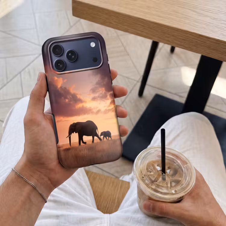 Telefoonhoesje Toughcase - Olifanten - Grasland - Zonsondergang — 4