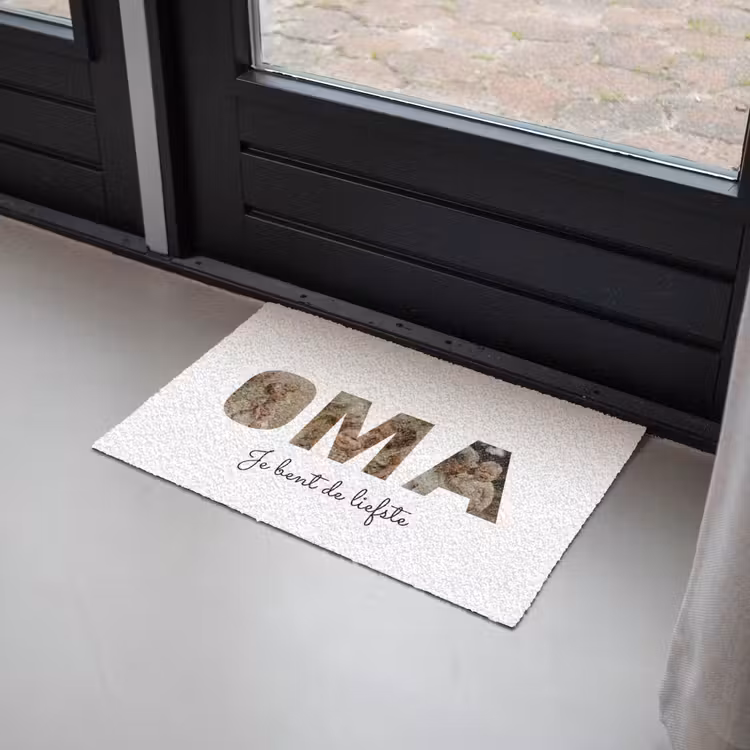 Gepersonaliseerde deurmat - Oma - Lettercollage — 2