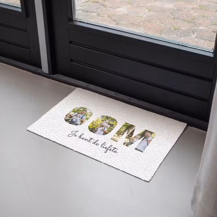 Gepersonaliseerde deurmat - Oom - Lettercollage — 2