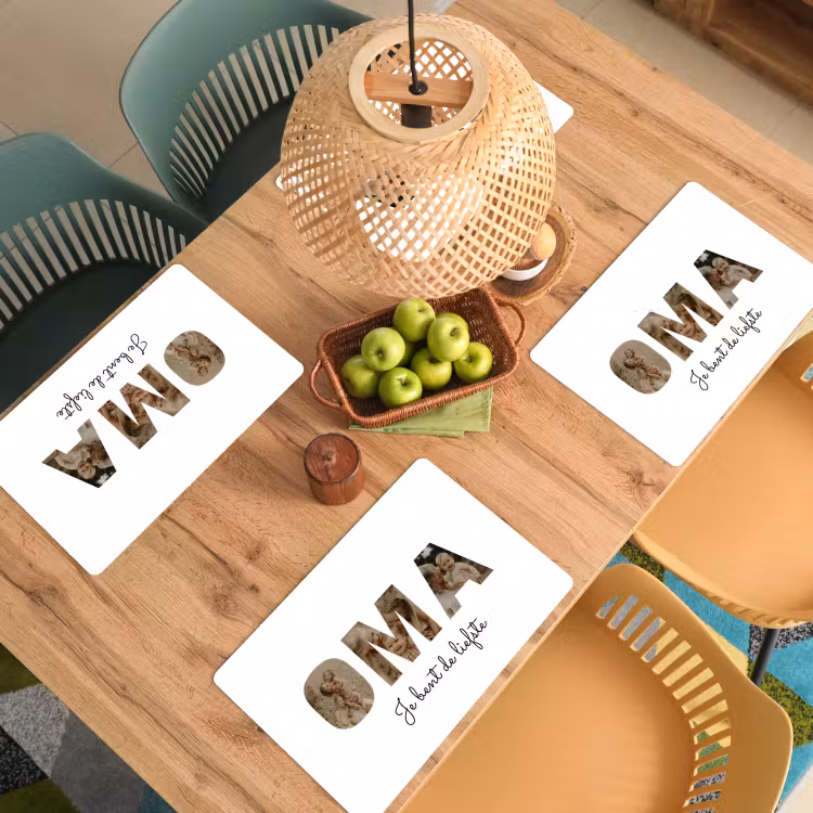 Gepersonaliseerde placemat - 6 stuks - Oma - Lettercollage — 6