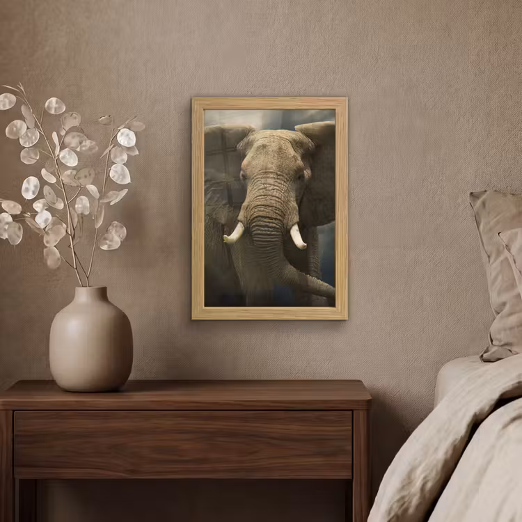 Poster met lijst - Afrikaanse olifant tegen de donkere wolken — 4