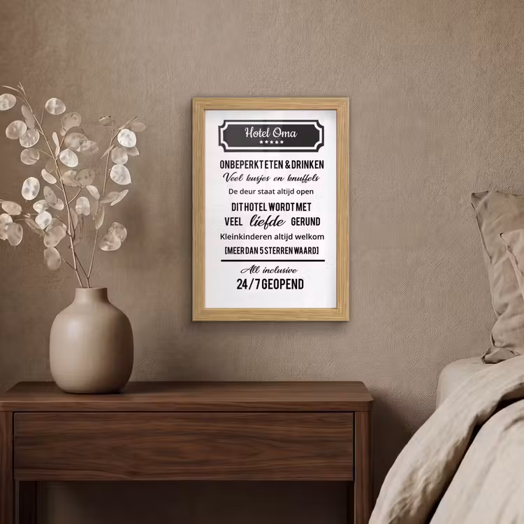 Poster met lijst - Hotel oma - Spreuken - Oma - Quotes — 4